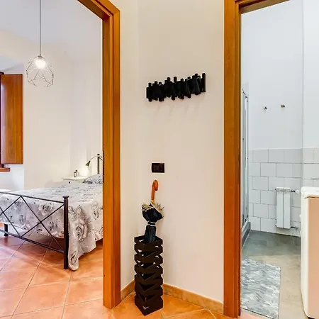 Apartman Studio Minutes Away From Coliseum Róma