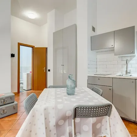 Apartman Studio Minutes Away From Coliseum Róma