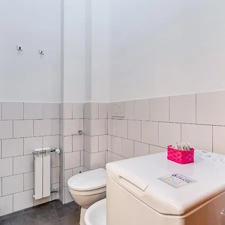 Studio Minutes Away From Coliseum Apartman Róma